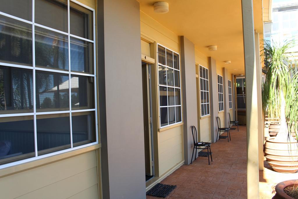 Squid'S Ink Motel Belmont Exterior foto